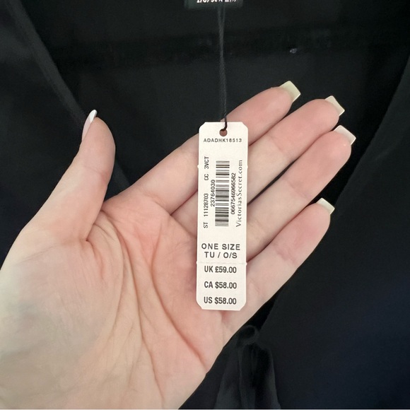 NWT Victoria’s Secret Love Satin Robe - Picture 5 of 8